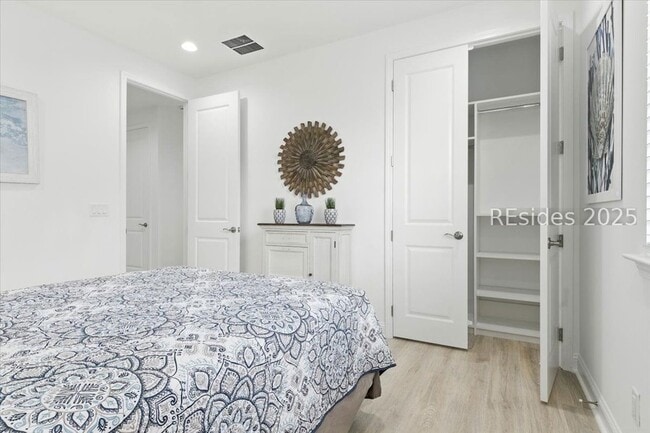 Building Photo - 35 Flip Side Ln