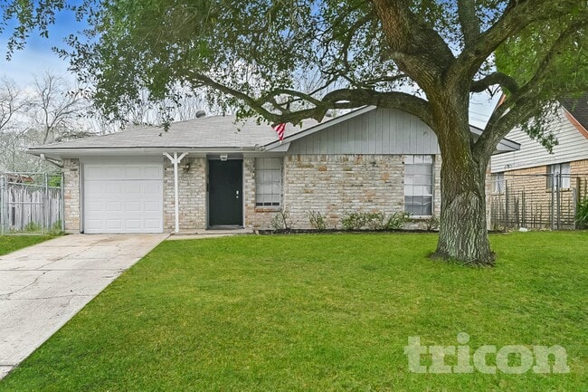 Building Photo - 4427 Oakside Dr