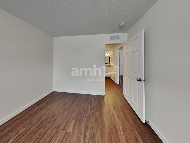 Building Photo - 9201 W Shelterwood Dr
