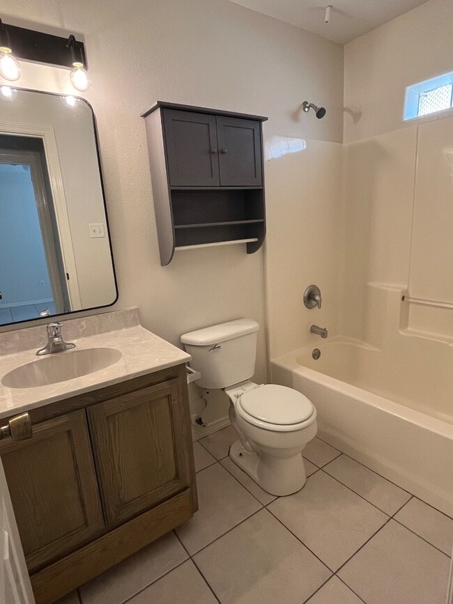 Building Photo - 426 Arroyo Vista Ct