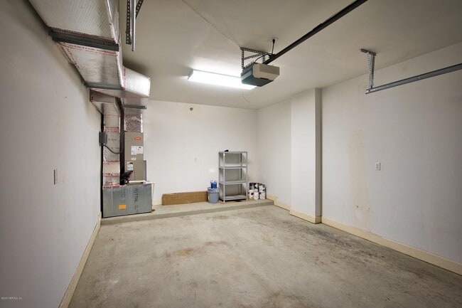 Building Photo - 525 3rd St N