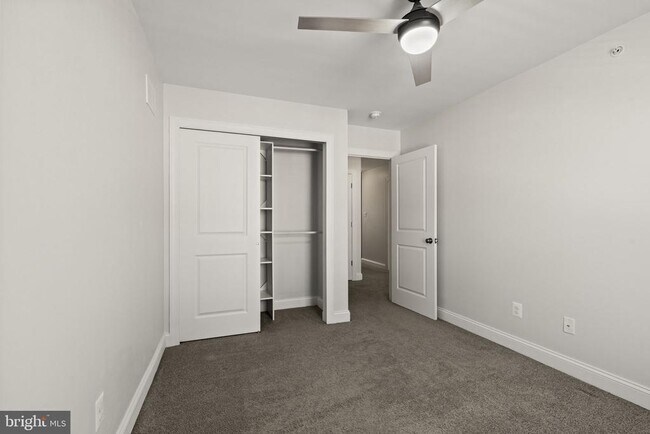 Building Photo - 428 Hurst St