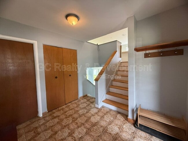 Building Photo - 1645 Highland Blvd