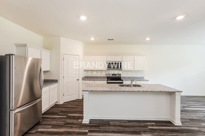 Building Photo - 7533 Saffron Ave