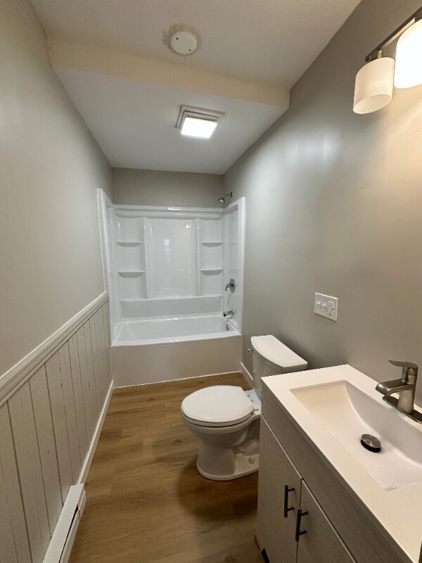 Building Photo - 84 Exeter Ave