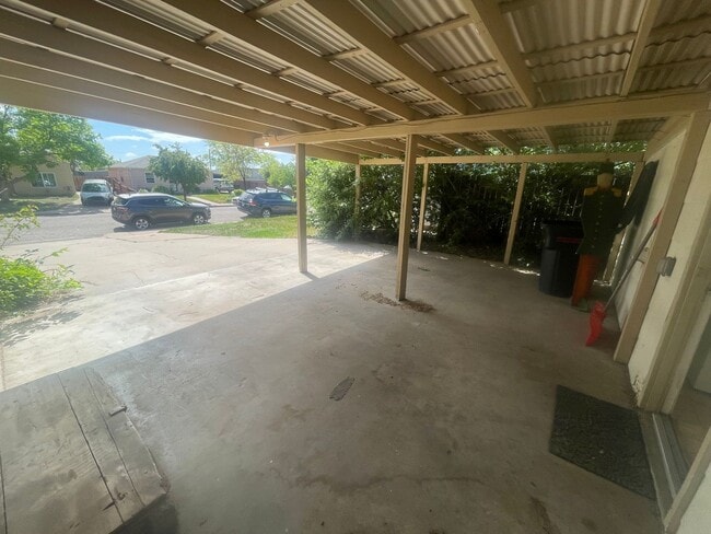 Building Photo - (2539 10th Ave Ct.)