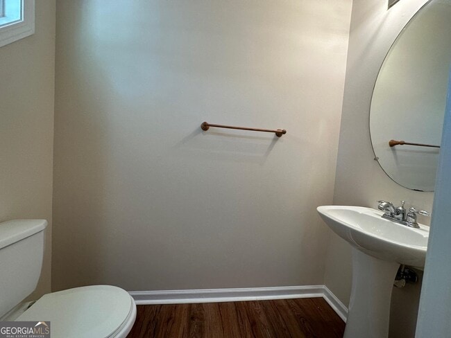 Building Photo - 6296 Hickory Ln Cir