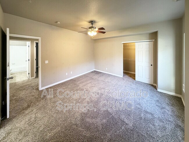 Building Photo - 4880 Kerry Lynn View