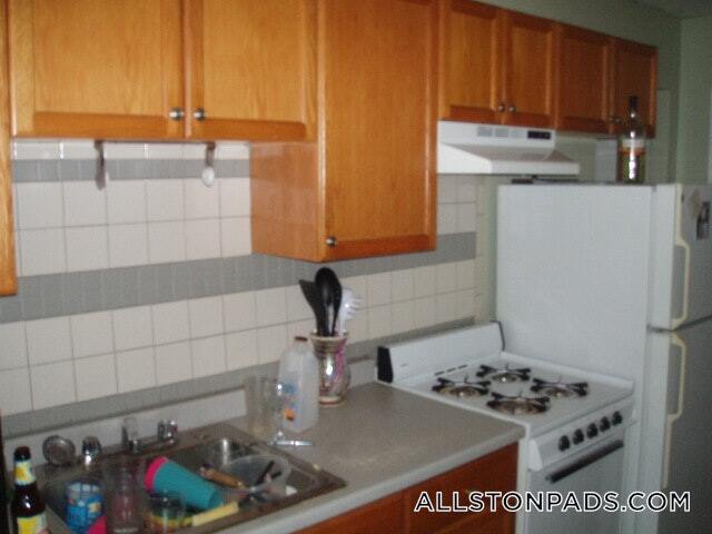 Building Photo - 4 President Terrace