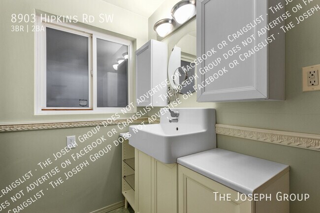 Building Photo - 8903 Hipkins Rd SW