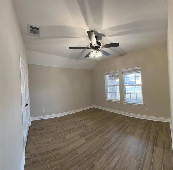 Building Photo - 901 Tippit Ln