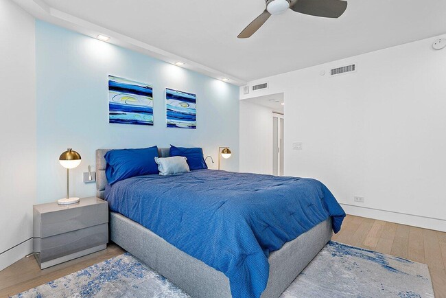 Building Photo - 3211 S Ocean Blvd
