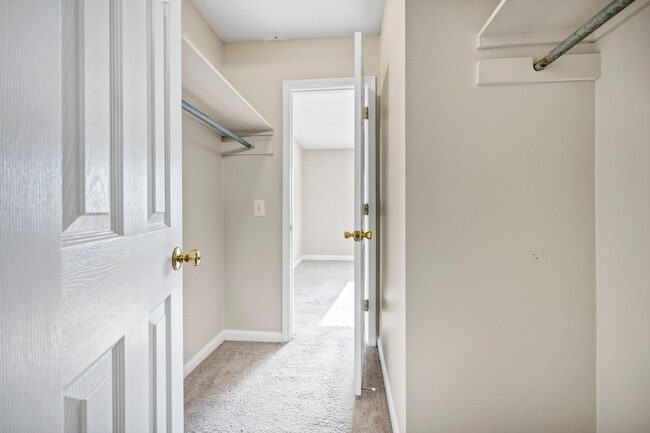 Building Photo - bg0807