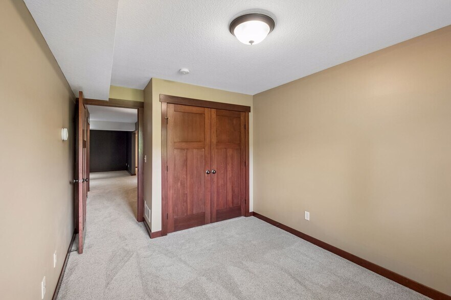 Building Photo - 14272 Grantaire Ln N