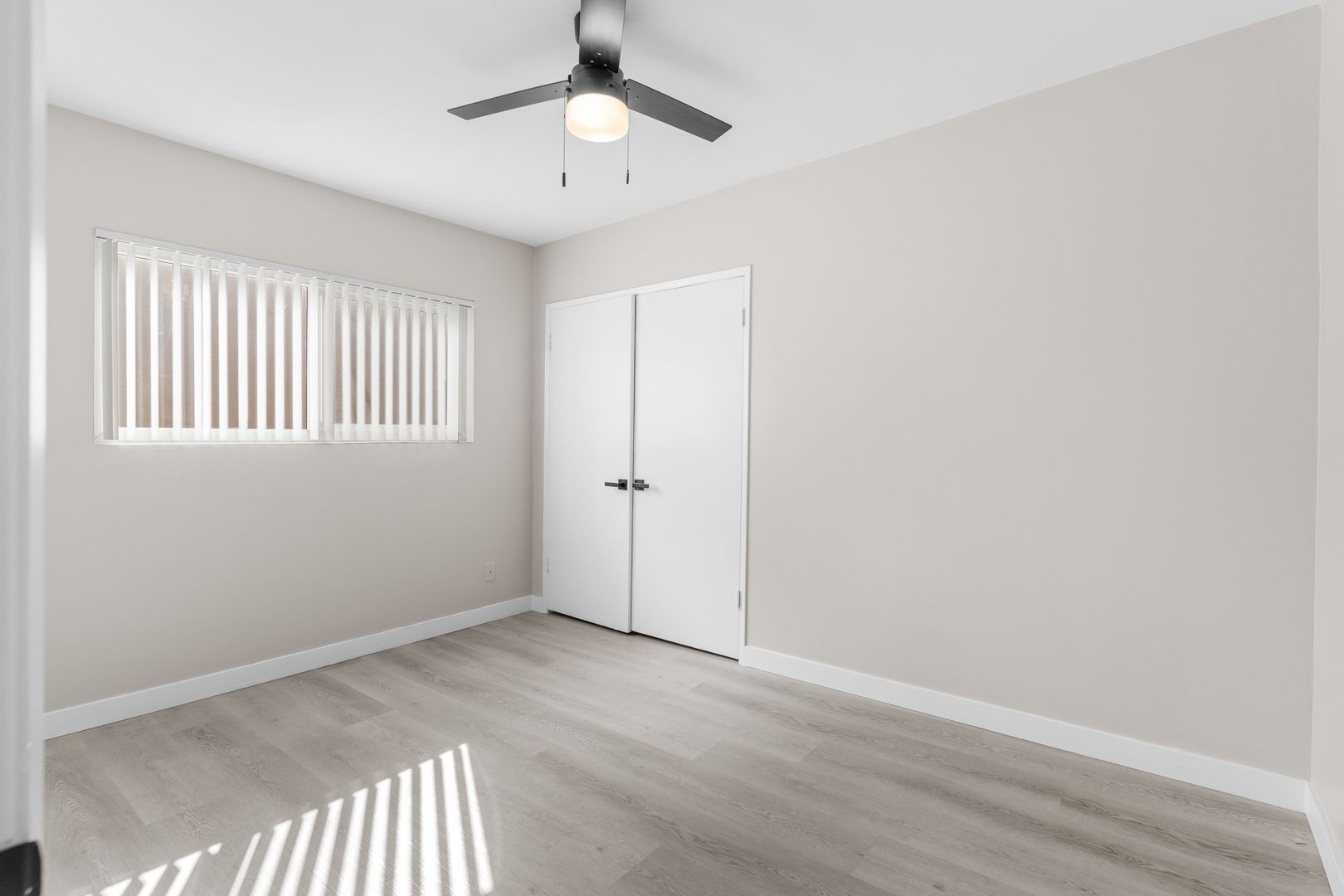 Building Photo - 113 S Lillie Ave