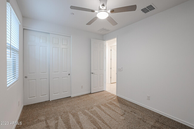 Building Photo - 13554 W Shifting Sands Dr