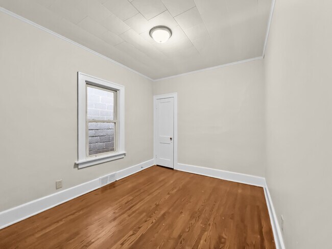 Building Photo - 3928 Upton Ave