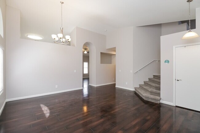 Building Photo - 14823 W Dovestar Dr