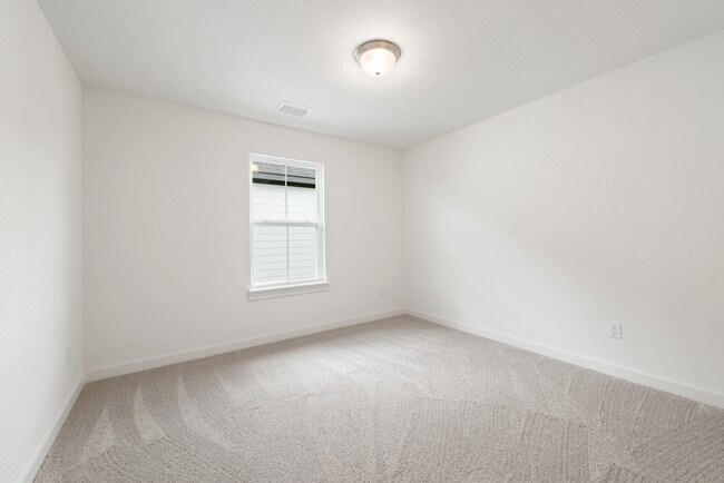 Building Photo - 1226 Elm Ct