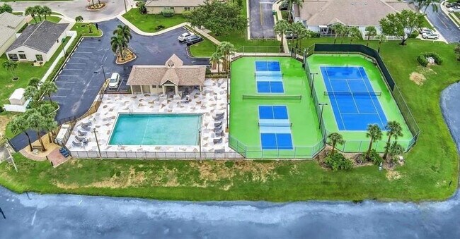 Building Photo - 6007 Red Plum Ct