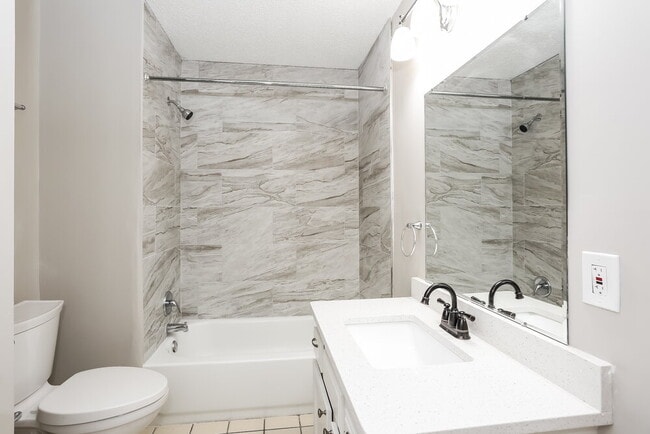 Building Photo - 4511 Ramona Blvd