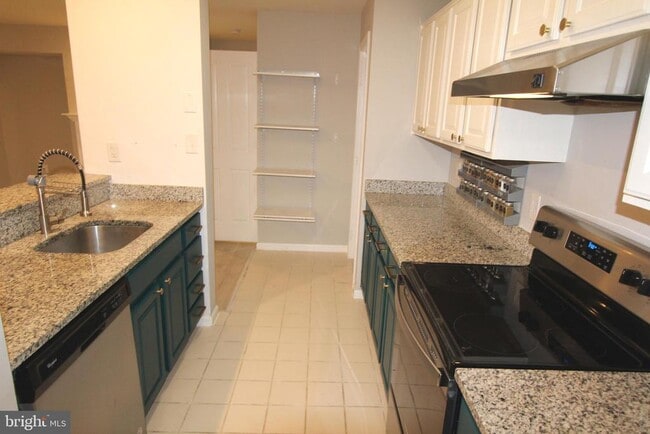 Building Photo - 4130 Monument Ct