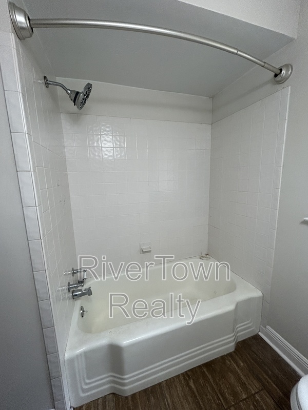 Building Photo - 4496 Boyce Rd