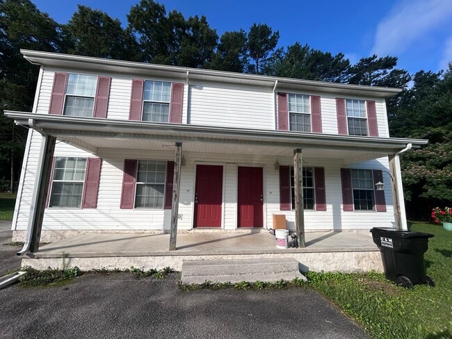 Building Photo - 9894 Bettis Estates Ln