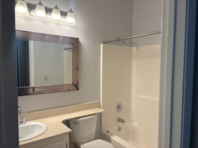 Building Photo - Single story located in Oakley within desirable Vintage Parkway neighborhood!!