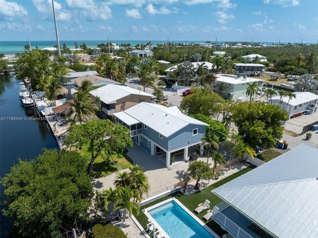 Building Photo - 129 Nautilus Dr