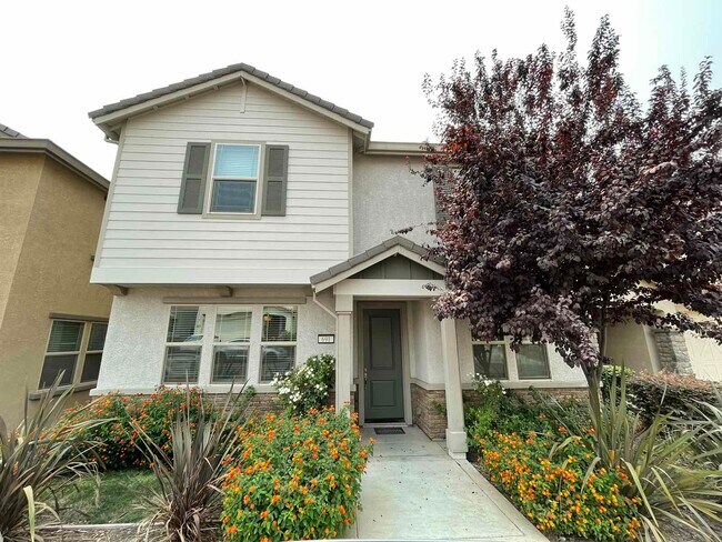 Primary Photo - 691 Addison Ln
