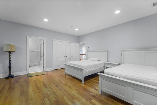 Building Photo - 1 Euclid Rd