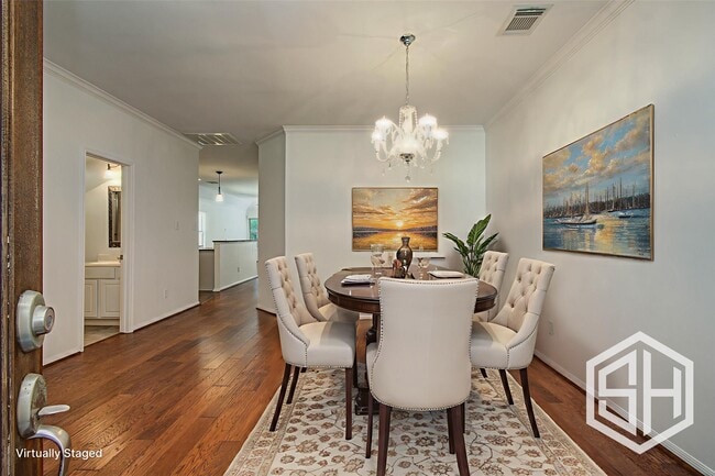 Building Photo - 13558 Fawn Lily Dr