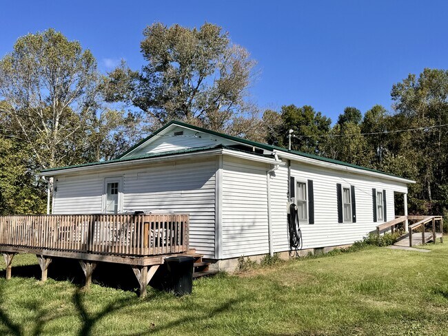 Building Photo - 1315 Ellison Pulaski Rd