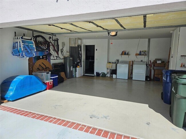 Building Photo - 917 S Gondola Dr