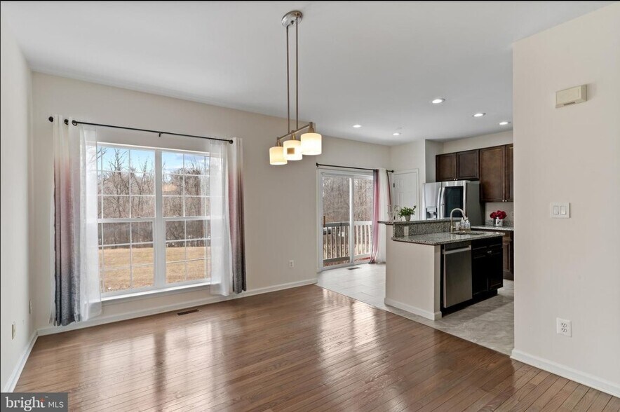 Building Photo - 13258 Maple Creek Ln