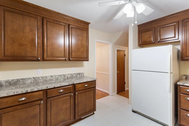 Building Photo - Poquoson