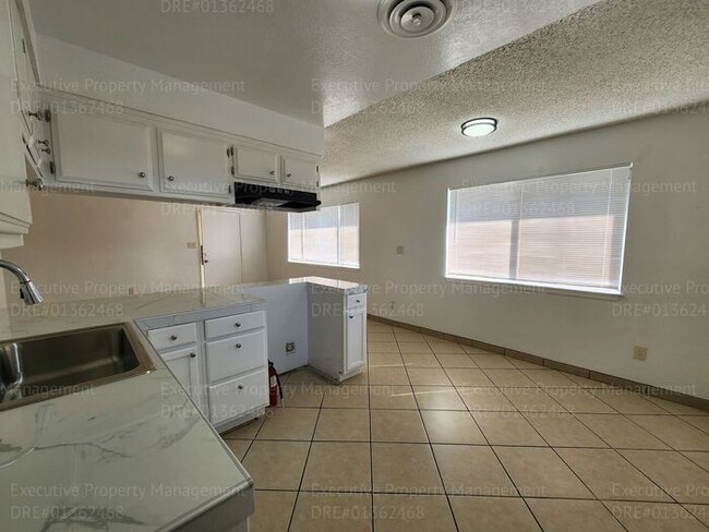 Building Photo - Ask About the Move in Special! Charming 2 ...