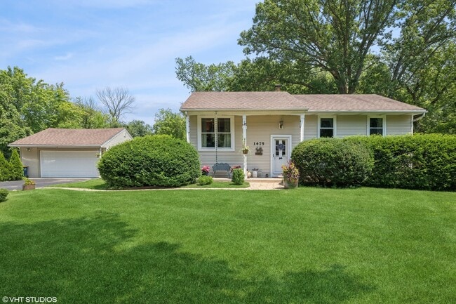 Primary Photo - 1475 Deerfield Pl