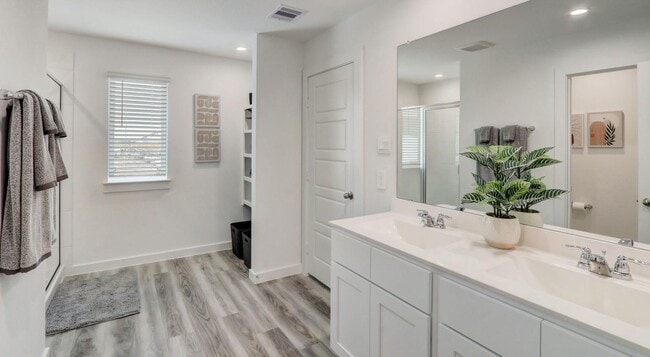 Building Photo - 2624 Weston Breeze Wy