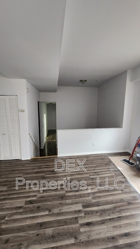 Building Photo - 5096 Minerva Ave