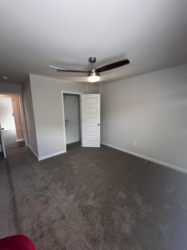 Building Photo - For rent in Pell City!