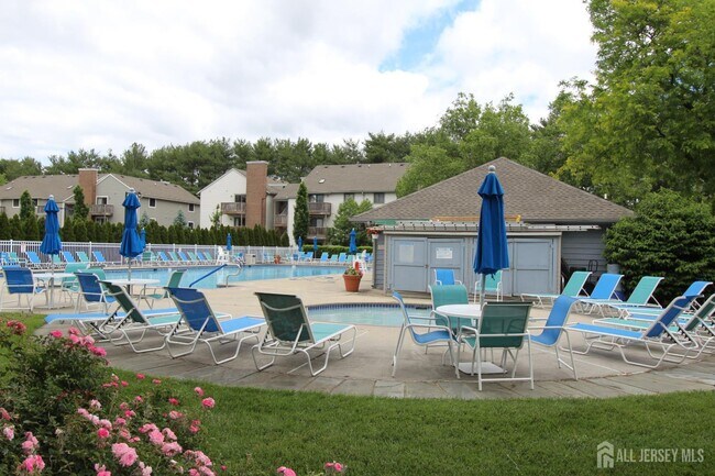 Building Photo - 4707 Ravens Crest Dr