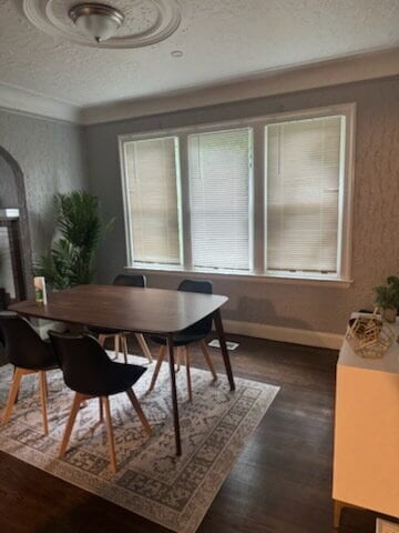 Building Photo - 2-Bedroom Duplex in Detroit's Heart – Comf...