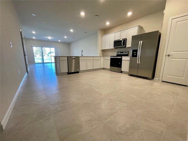 Building Photo - 1986 Canny Cv