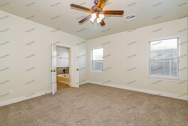 Building Photo - 16001 Bravado Pl