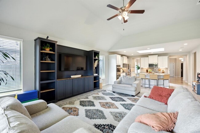 Building Photo - 3039 Forest Creek Dr
