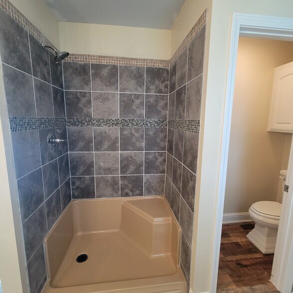 Building Photo - 4461 Clingman Dr
