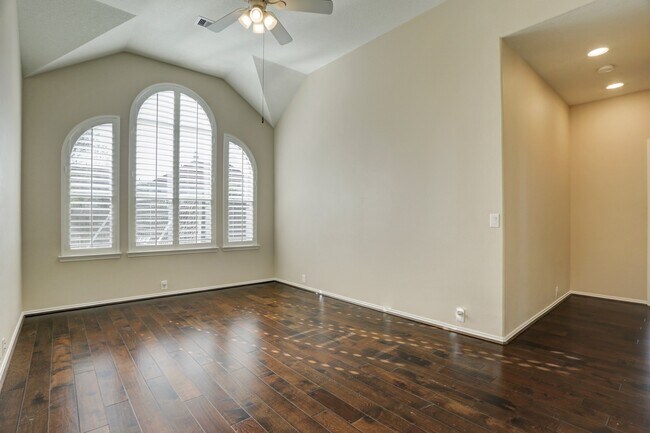 Building Photo - 5503 Honey Mesquite Way
