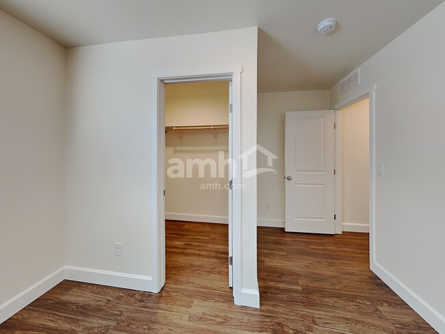 Building Photo - 5081 W White Ash Ct